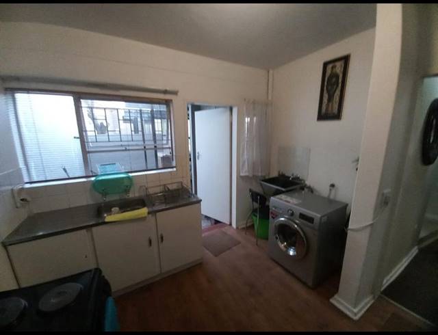 3 BEDROOM APARTMENT FOR SALE IN SASOLBURG EXT 23